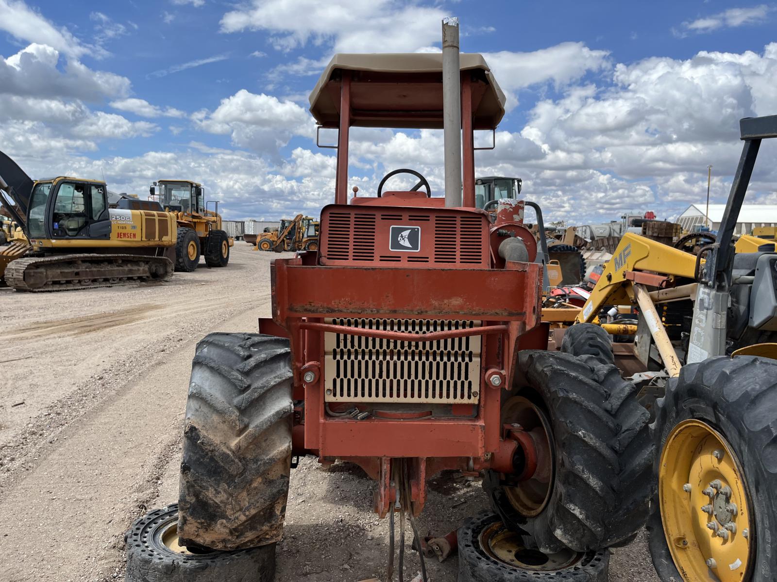 ./imagenes/INVOICE/2019/17566/ZANJADORA DITCH WITCH 8020T (4).JPG